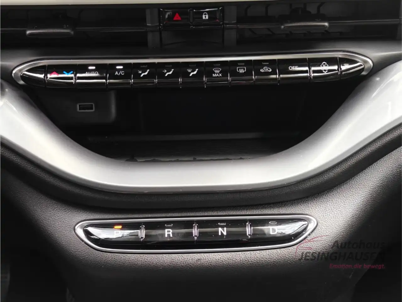 Fiat 500e WinterP.+RFK+Apple CarPlay+DAB+Android Auto+Klimaa — Galería del vehículo 34
