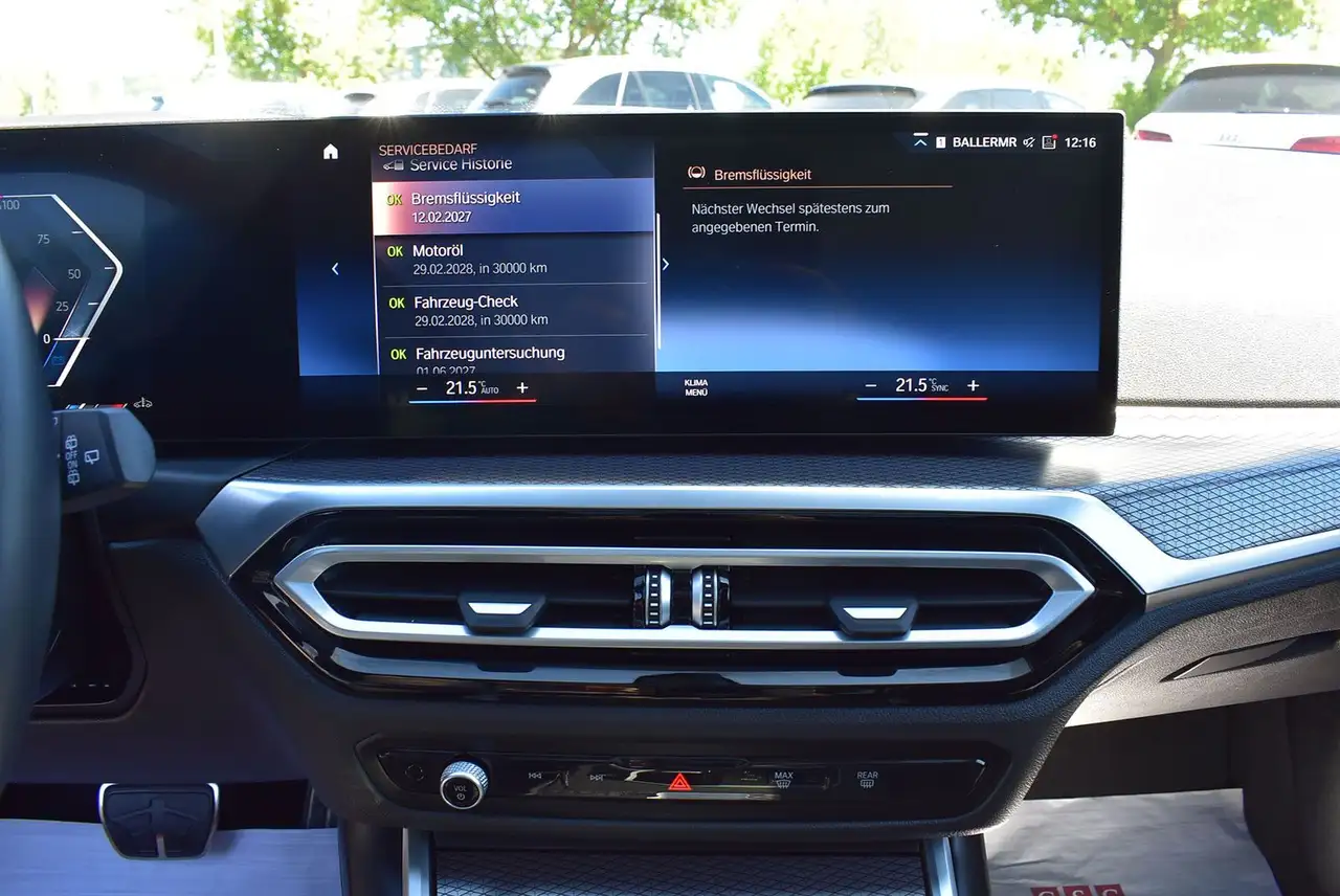 BMW 318 i M Sport Head-Up+Panorama+Kamera+Memory+AHK — Galerie du véhicule 28