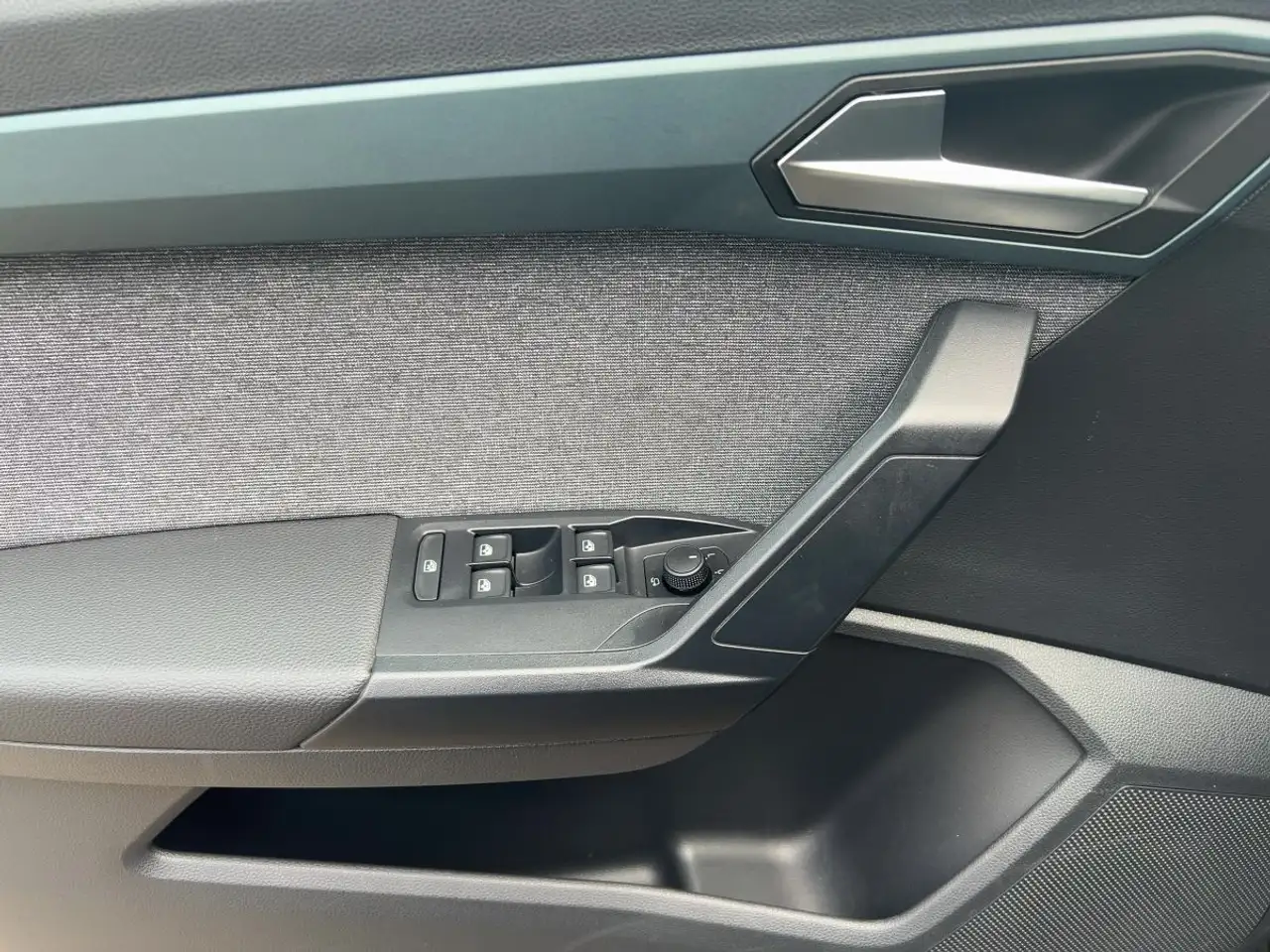 SEAT Arona 1.0 TSI Xperience DSG LED Kamera Sitzhzg — Vehicle gallery 12