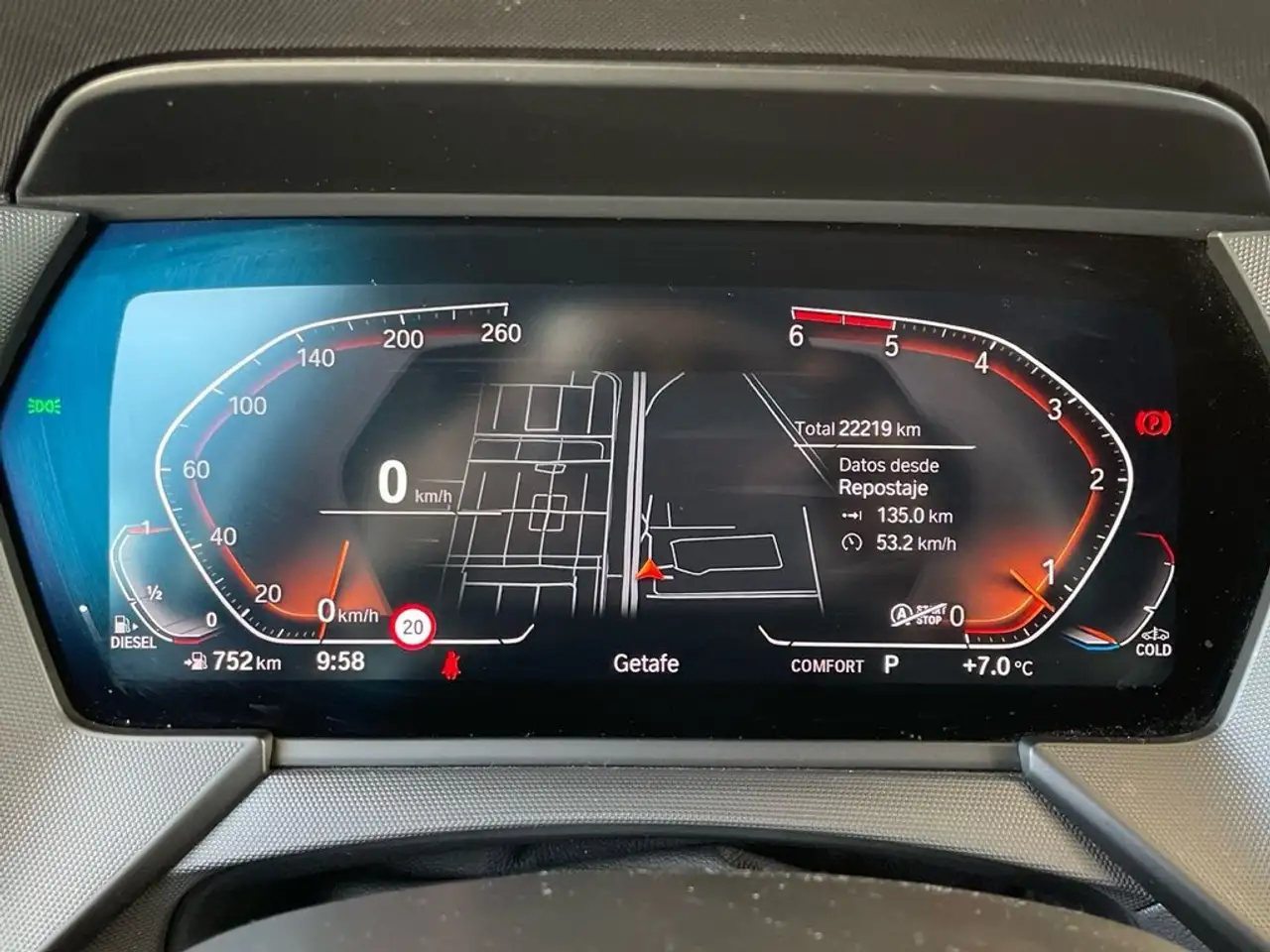 BMW 118 118dA Business — معرض صور السيارة 15