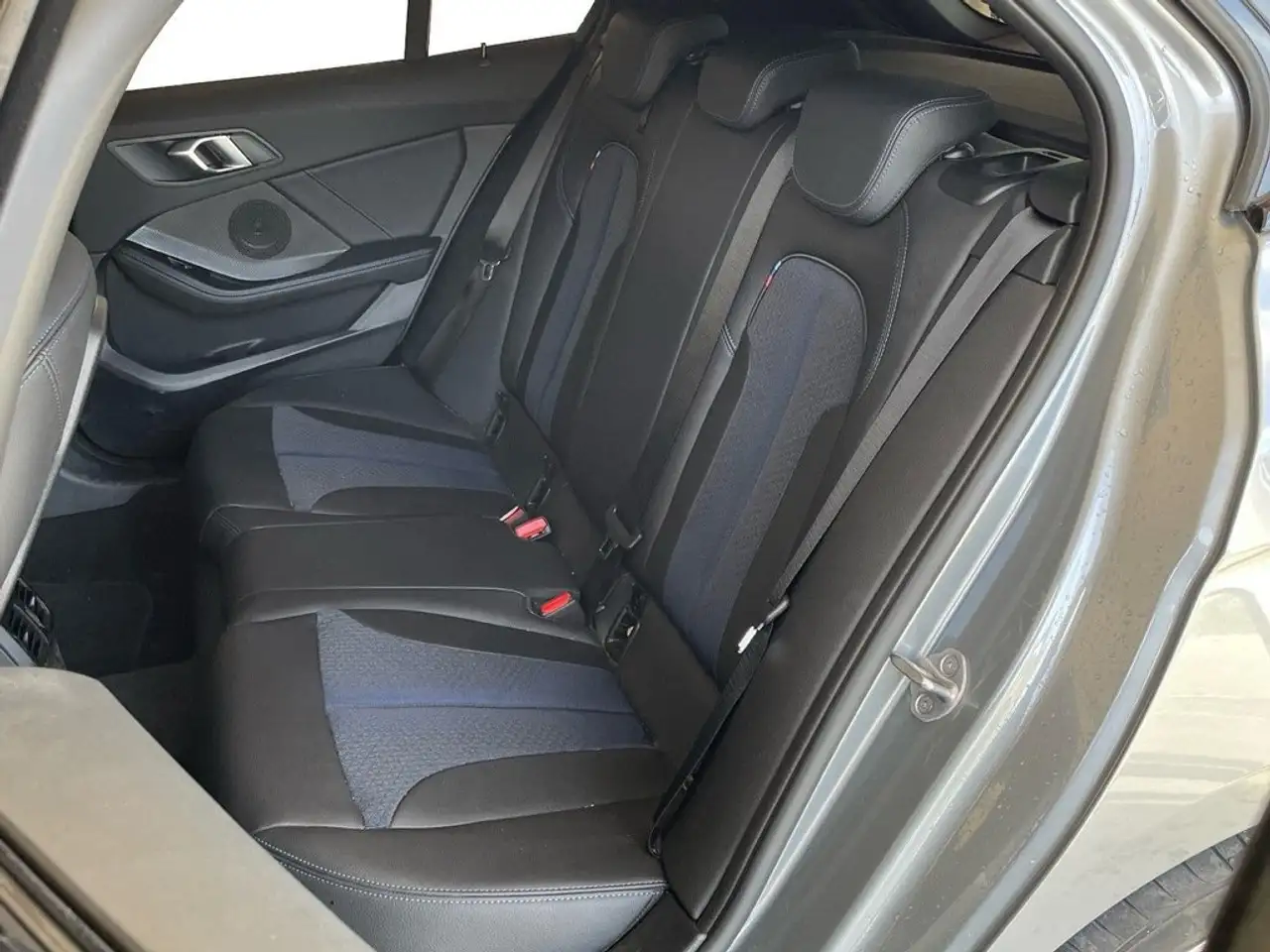 BMW 118 118dA Business — معرض صور السيارة 9