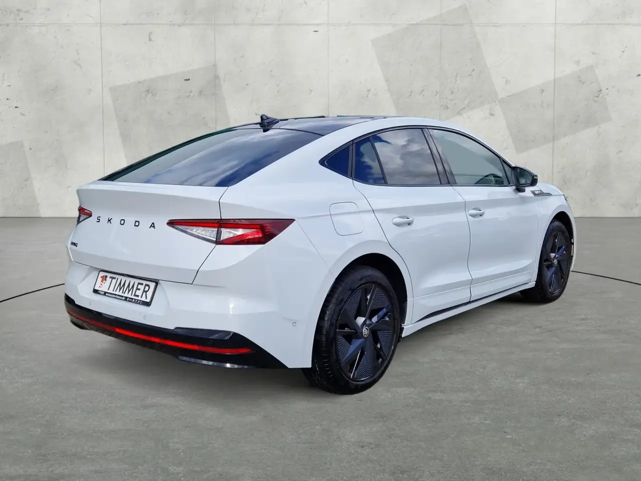 Skoda Enyaq Coupé 85x RS +WÄPU +AHK +PANO +CANTON +360° +MATR — Vehicle gallery 6