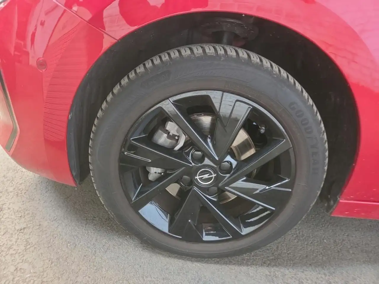 Opel Corsa 1.2 GS-LINE Grand Sport *SHZ*CAM*VIRTUAL* — معرض صور السيارة 10