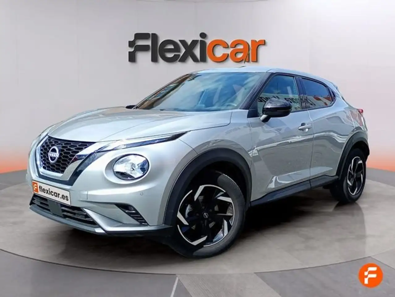 Nissan Juke 1.0 DIG-T N-Connecta 4x2 DCT 7 84kW — معرض صور السيارة 2