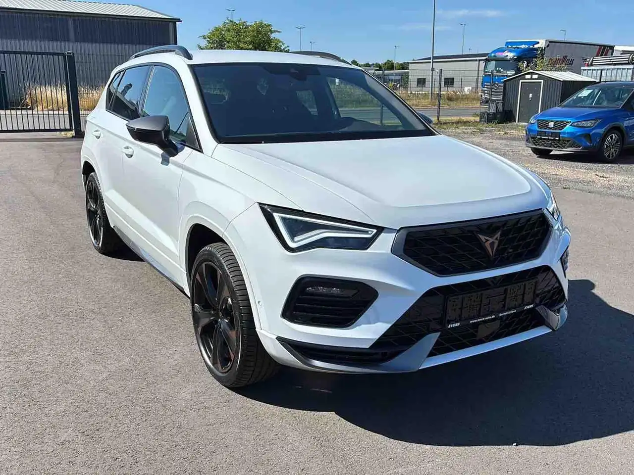 CUPRA Ateca 2.0 TSI DSG 4Drive AHK 360°-KAMERA MEMORY — Galería del vehículo 4