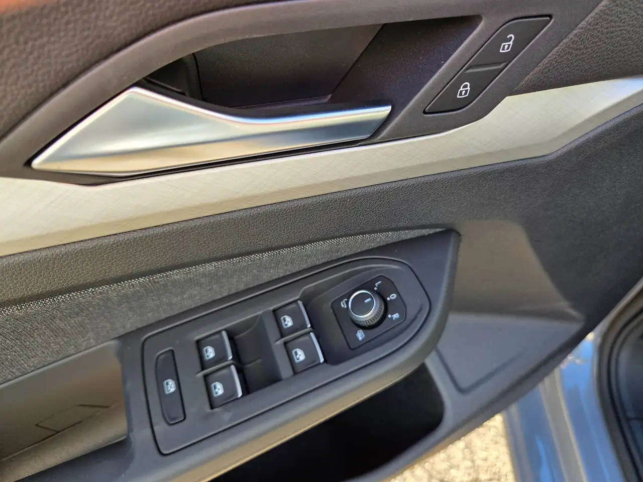 Volkswagen Golf VIII Lim. *2 SEATS!* ACC LED NAVI KAMERA — Vehicle gallery 8