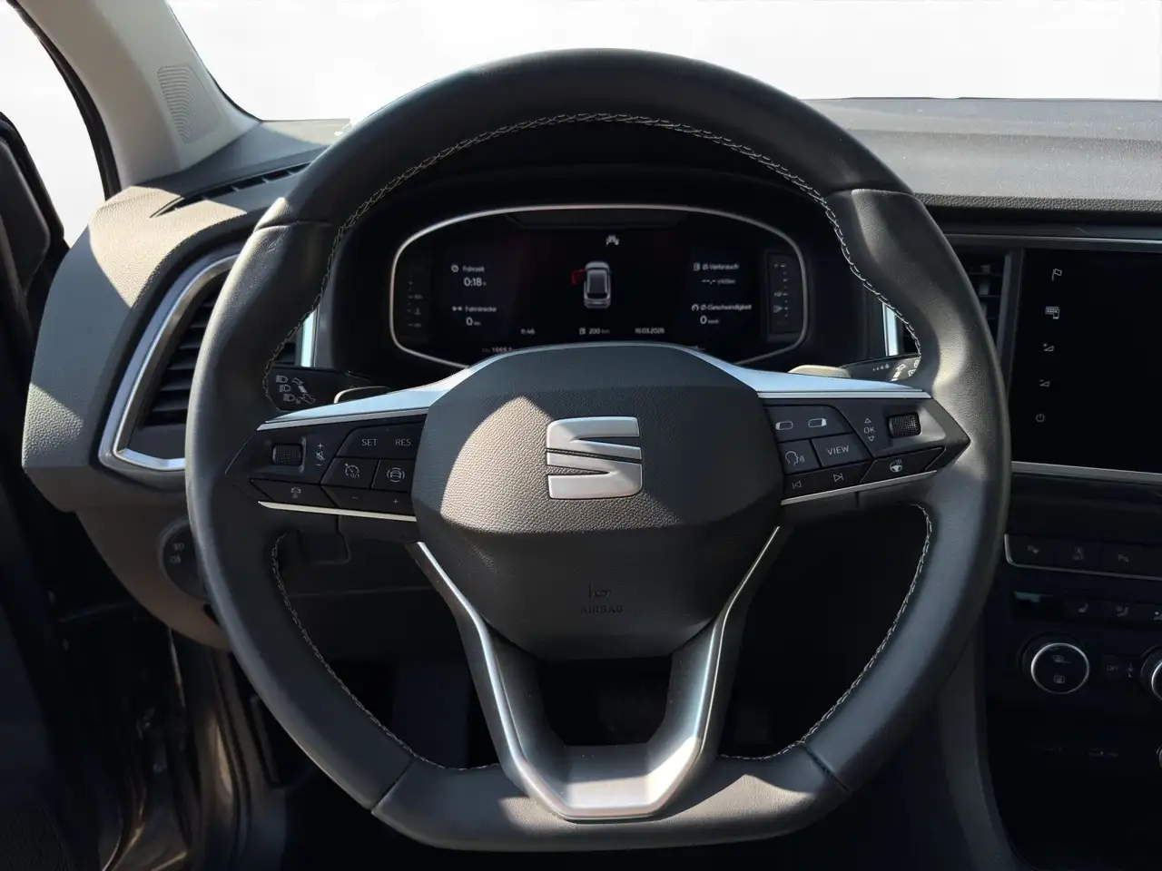 SEAT Ateca 1.5 TSI Style Edition AHK LED LM 17" Navi — Vehicle gallery 18