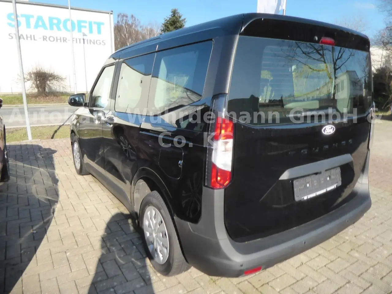 Ford Tourneo Courier Trend — Galería del vehículo 9