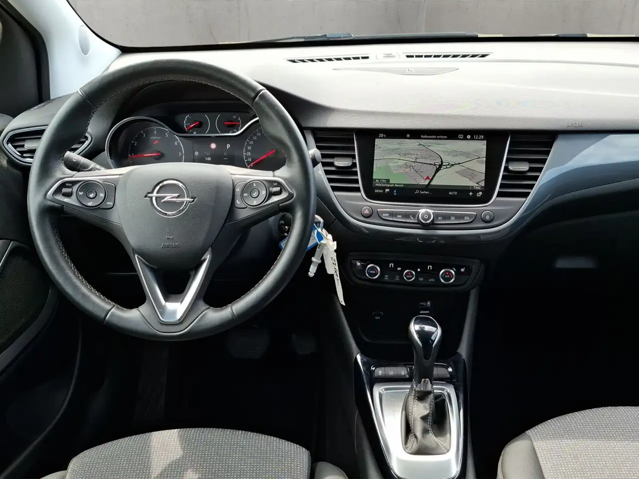 Opel Crossland 1.2 DI Turbo, Rückfahrkamera, Sitzheiz — Vehicle gallery 14