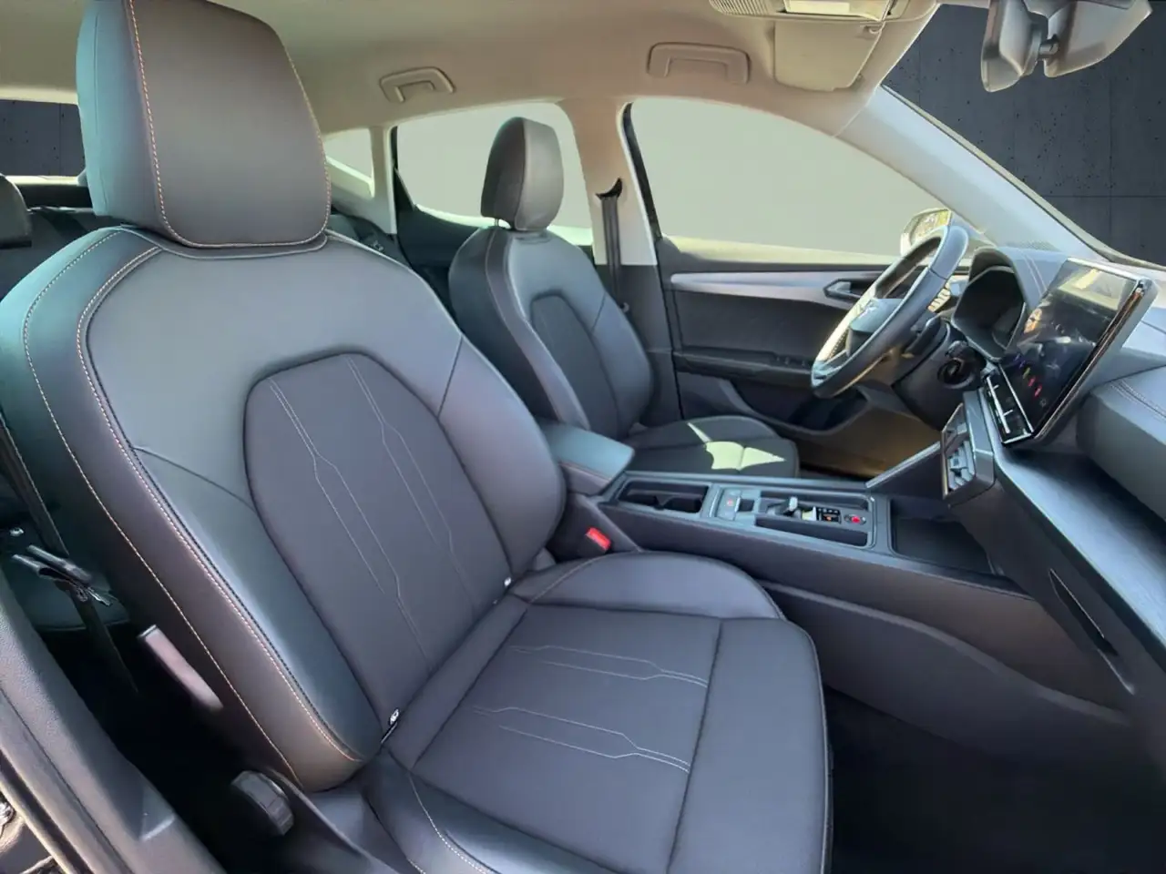 CUPRA Formentor 1.5 TSI DSG Nav/Matrix/Kam/ACC/SHZ/18" — Vehicle gallery 19
