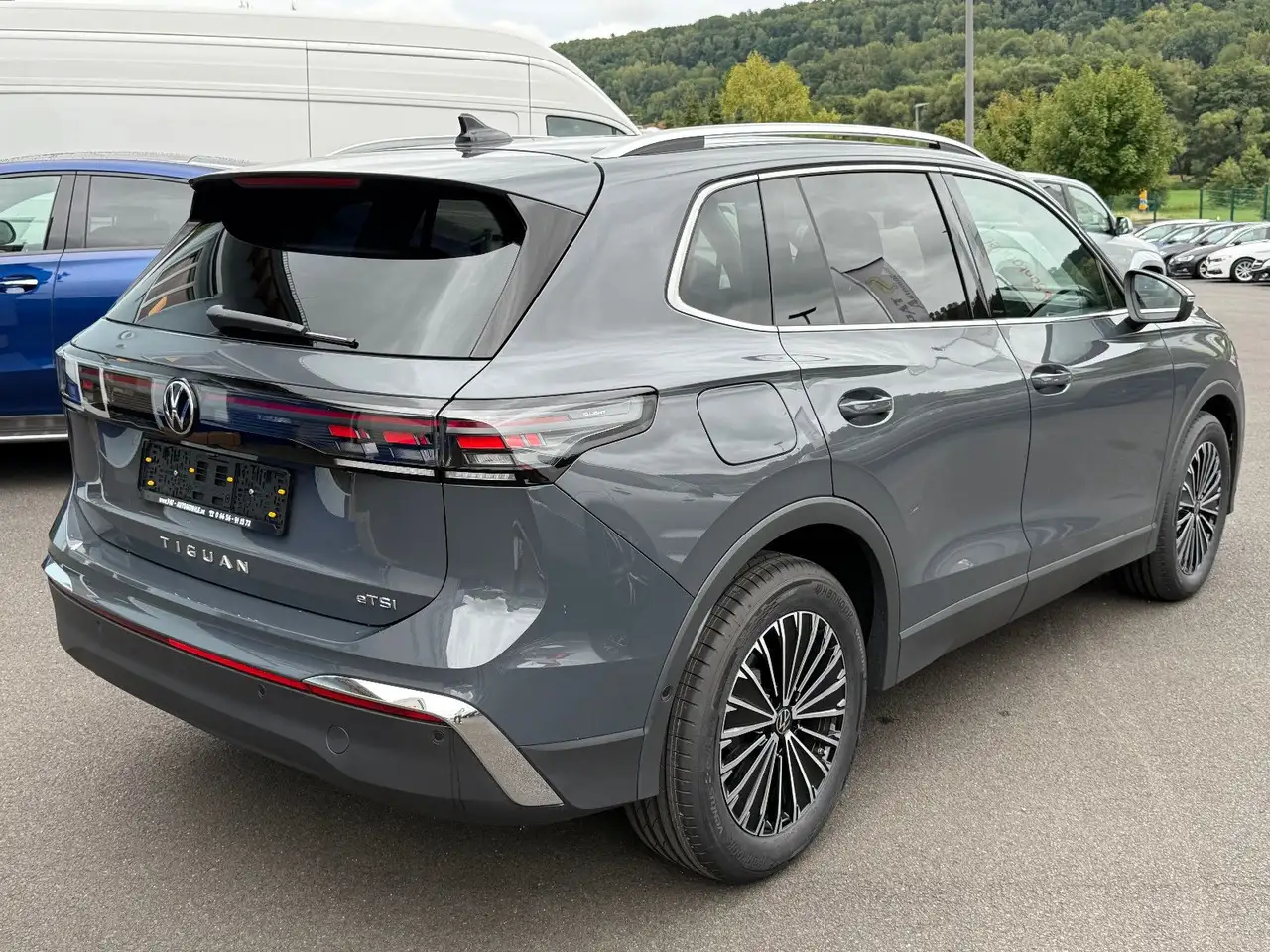 Volkswagen Tiguan Elegance AHK ACC HUD LED-Matrix Massage — Galerie du véhicule 6