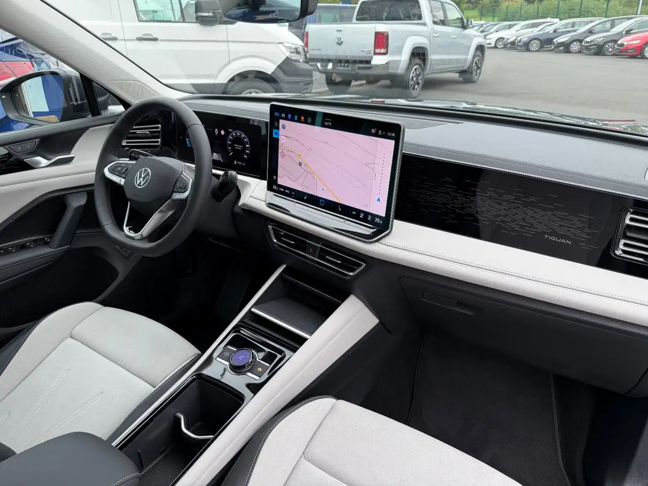 Volkswagen Tiguan Elegance AHK ACC HUD LED-Matrix Massage — Galerie du véhicule 40