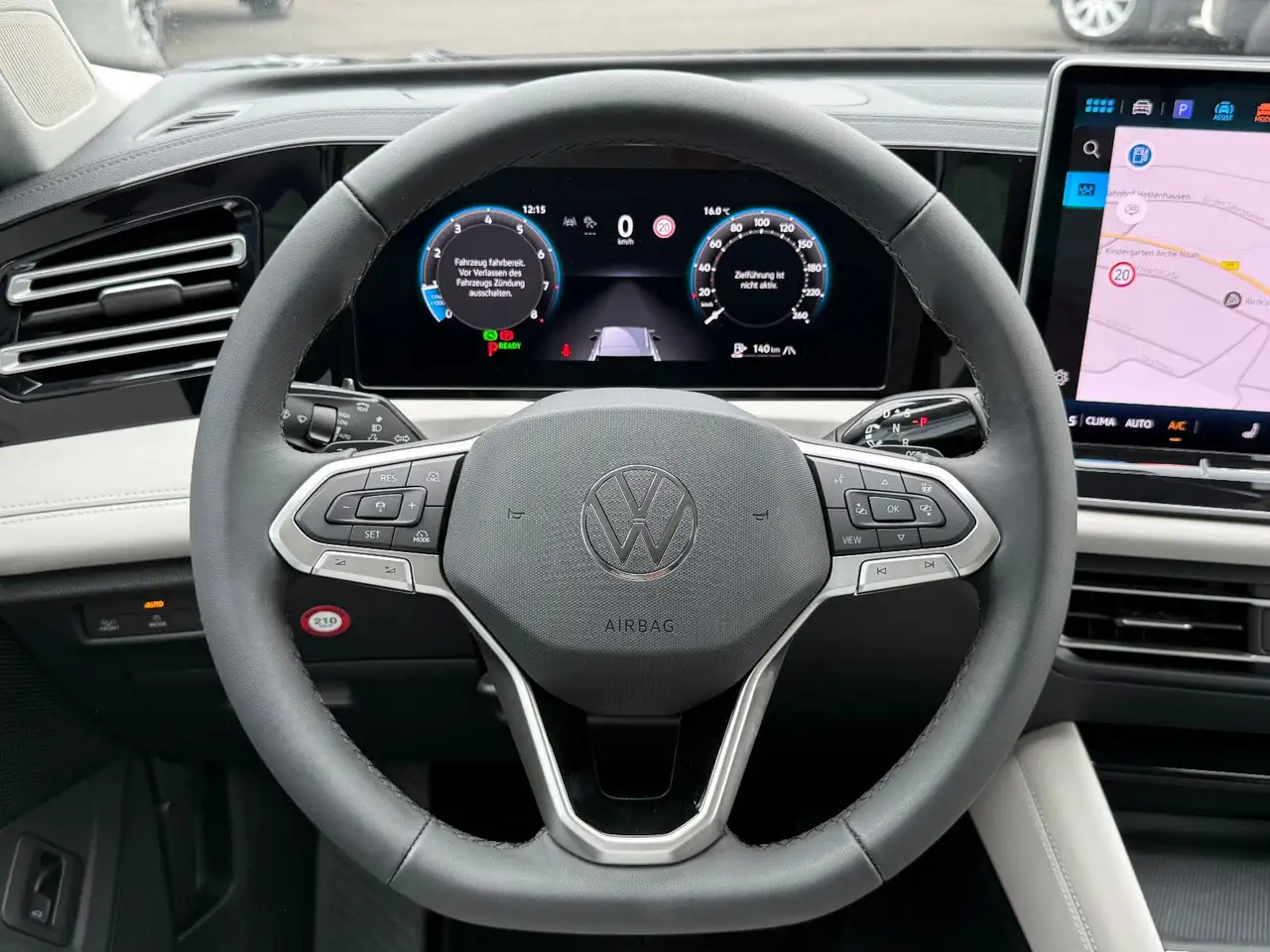 Volkswagen Tiguan Elegance AHK ACC HUD LED-Matrix Massage — Galerie du véhicule 22