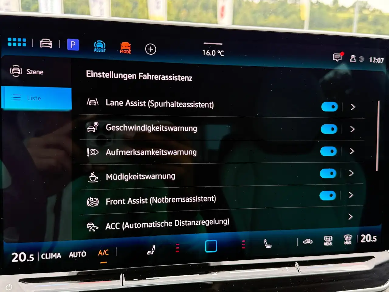 Volkswagen Tiguan Elegance AHK ACC HUD LED-Matrix Massage — Galerie du véhicule 25