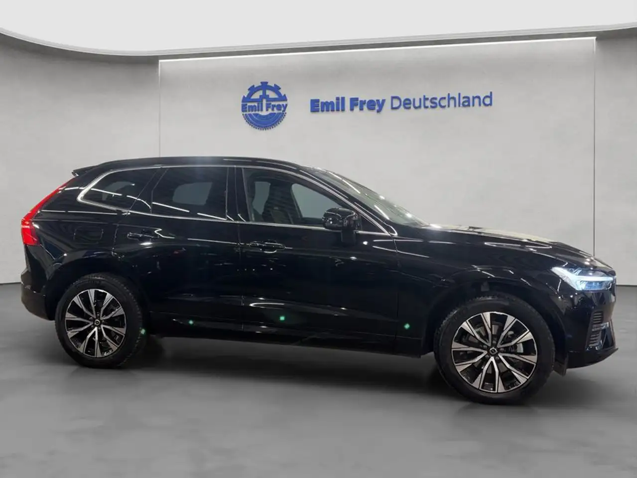 Volvo XC60 XC60 B5 AWD Core Aut Fahrerassistenz- Parkassisten — معرض صور السيارة 7