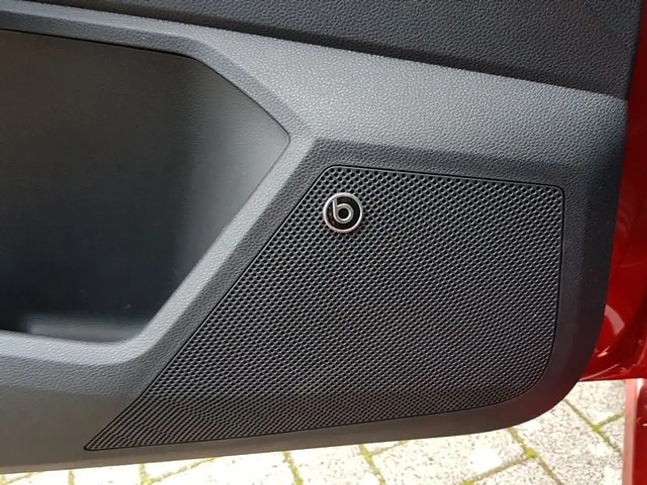 SEAT Ibiza 1.0 TSI S&S DSG FR — Galerie du véhicule 6