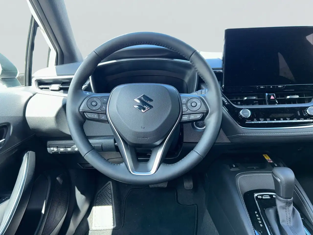 Suzuki Swace 5-Tür 1,8 HybridCVTComfort+ — Vehicle gallery 12