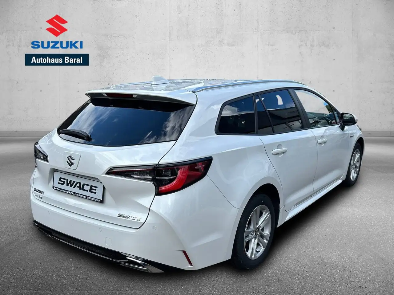 Suzuki Swace 5-Tür 1,8 HybridCVTComfort+ — Vehicle gallery 6