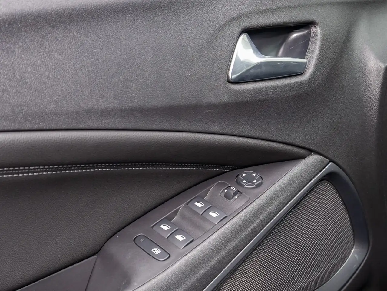 Opel Crossland 1.2 Turbo Elegance +RFK+L/SHZ+KLI+ — Galerie du véhicule 5
