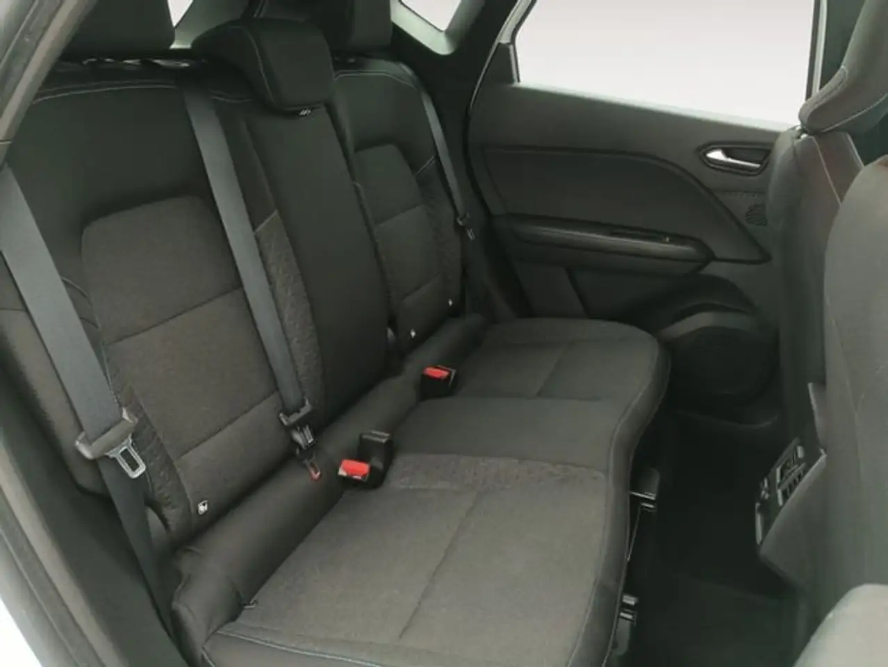 Renault Captur evolution TCe 67kW (90CV) — معرض صور السيارة 10