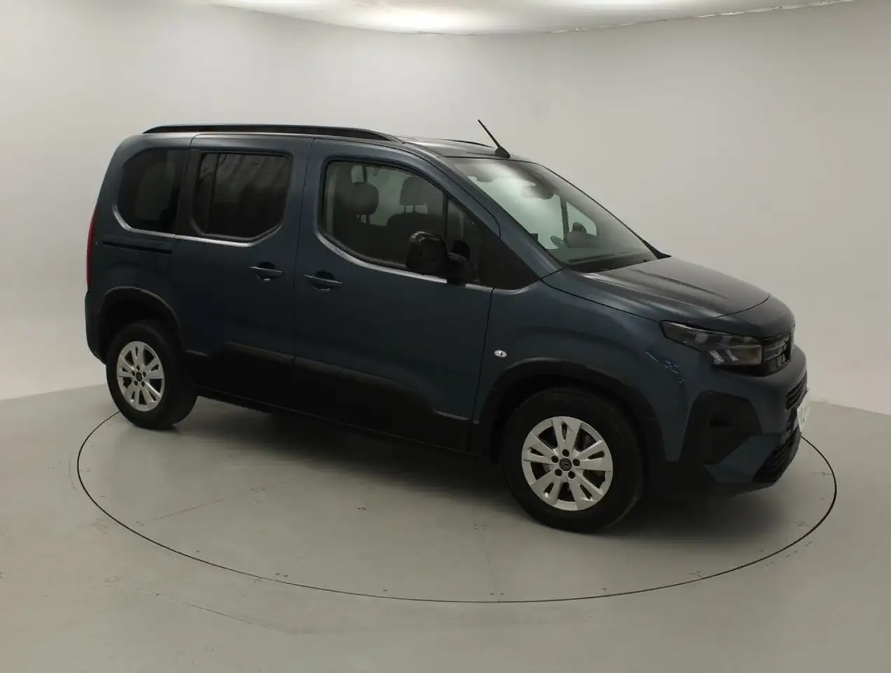 Peugeot Rifter 1.5 BLUEHDI 100CV ALLURE BUSINESS STD 4P — Sabadell, Barcelona