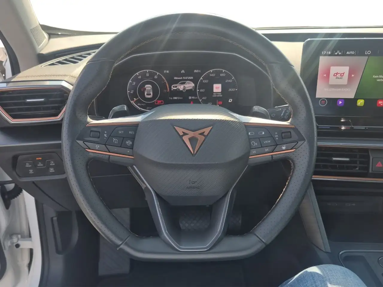 CUPRA Formentor 1.5 TSI DSG VIRTUAL*LED*CARPLAY*ACC*PDC*KAMERA*... — Vehicle gallery 17