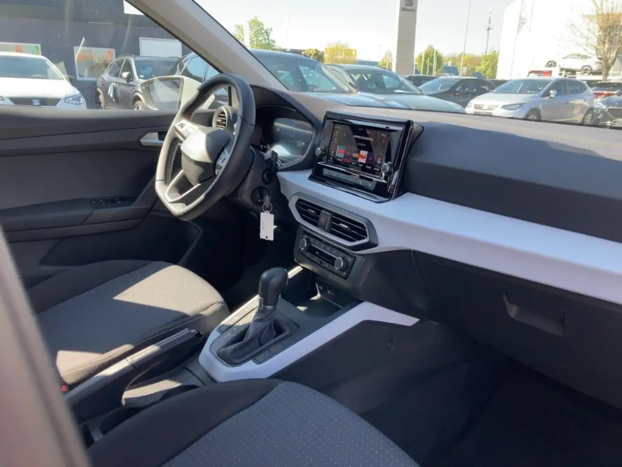 SEAT Arona 1.0 TSI Style Edition LED-Tagfahrlicht Klimaautom — Vehicle gallery 14