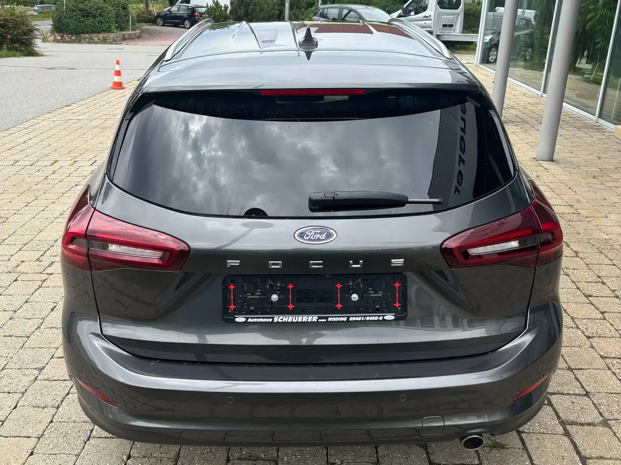 Ford Focus Titanium — معرض صور السيارة 4