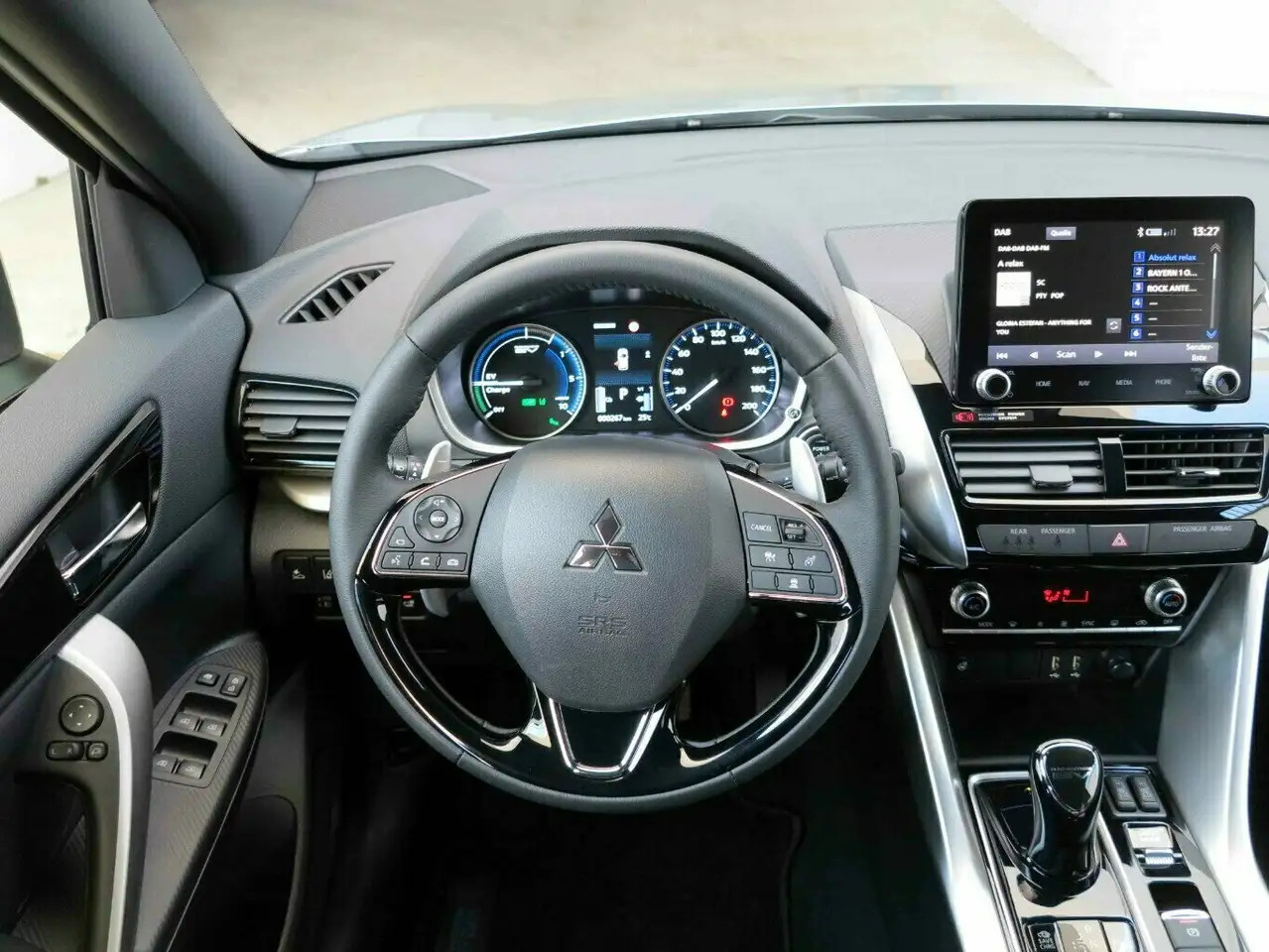 Mitsubishi Eclipse Cross Select, mit 8 Jahre Garantiepaket (Nimm8) — Galerie du véhicule 13