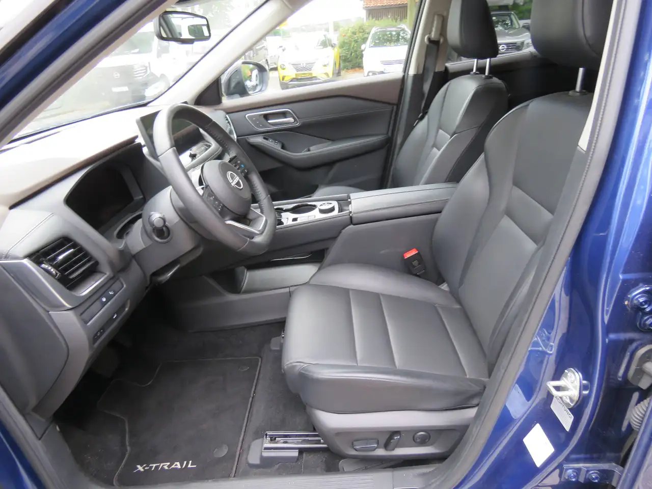 Nissan X-Trail e-4ORCE Tekna 1,5 VC-T 213PS 4x4 Head-Up-Display — معرض صور السيارة 5