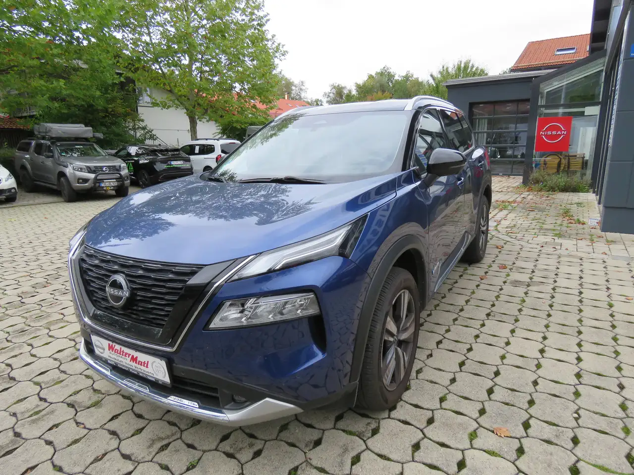 Nissan X-Trail e-4ORCE Tekna 1,5 VC-T 213PS 4x4 Head-Up-Display — معرض صور السيارة 3