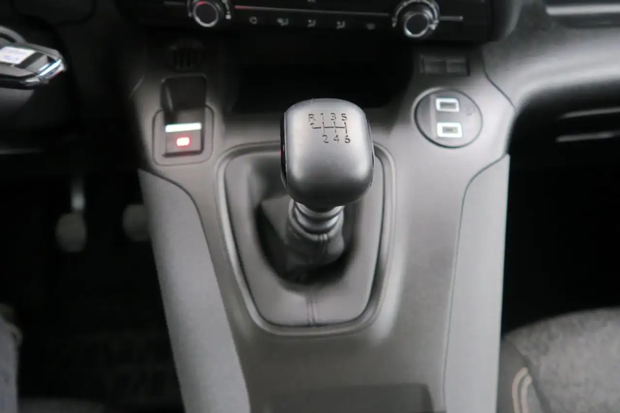 Peugeot Rifter 1.5 BLUEHDI 100CV ALLURE BUSINESS STD 4P — معرض صور السيارة 15