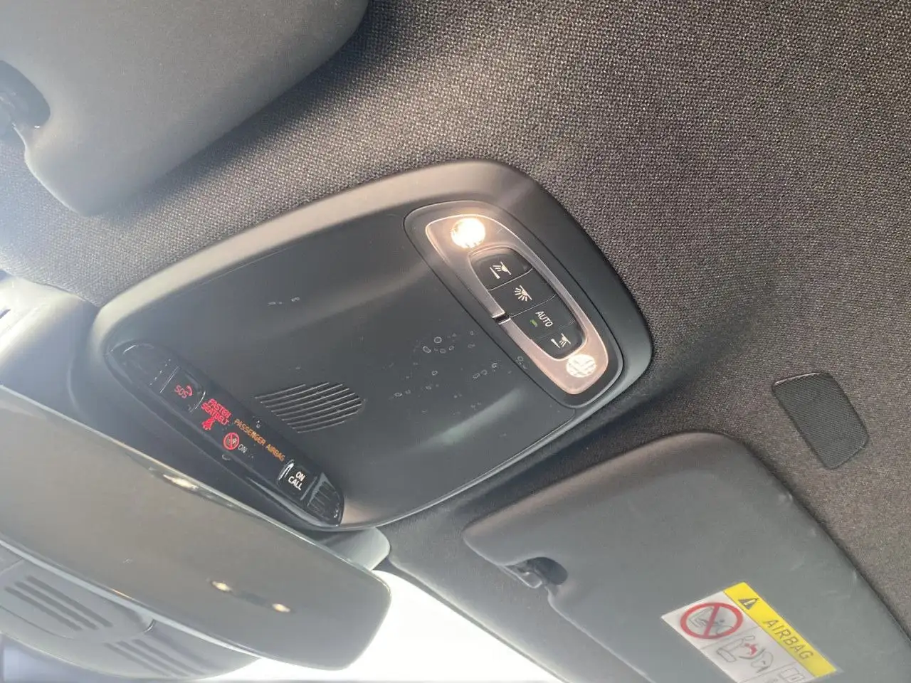 Volvo XC40 XC 40 Core 2WD Bluetooth Navi LED Klima — معرض صور السيارة 21