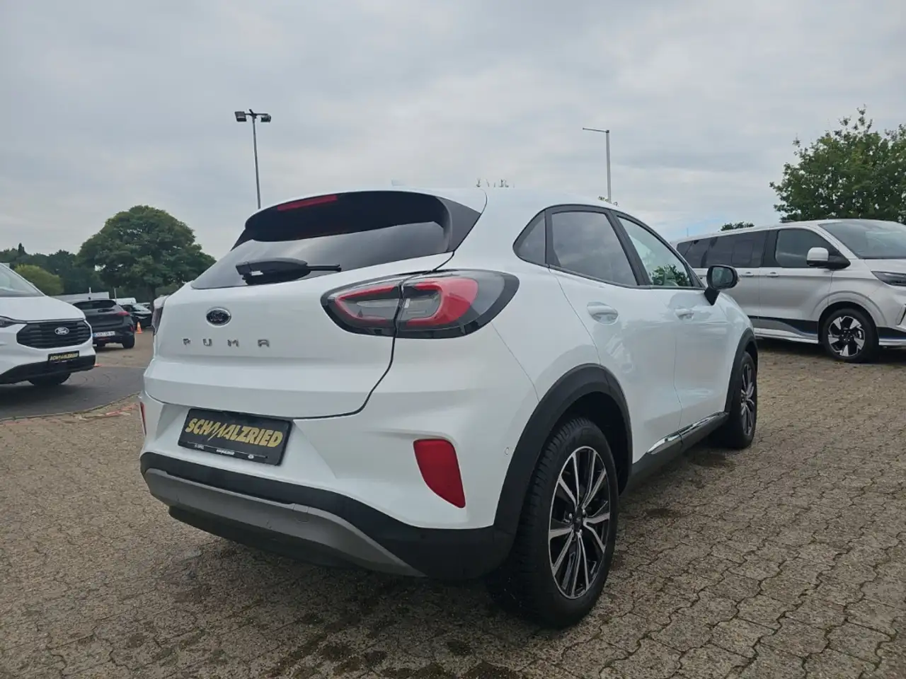 Ford Puma Titanium X MHEV Navi Leder Soundsystem B & O LED A — Vehicle gallery 5