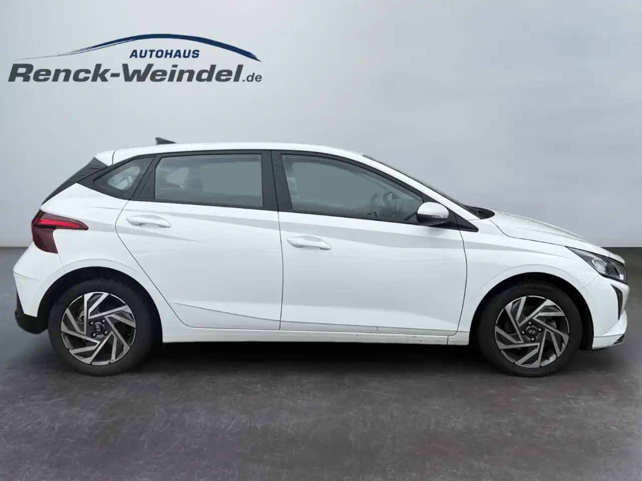Hyundai i20 Trend 1.0 T-GDI Navi Digitales Cockpit Apple CarPl — Galería del vehículo 6