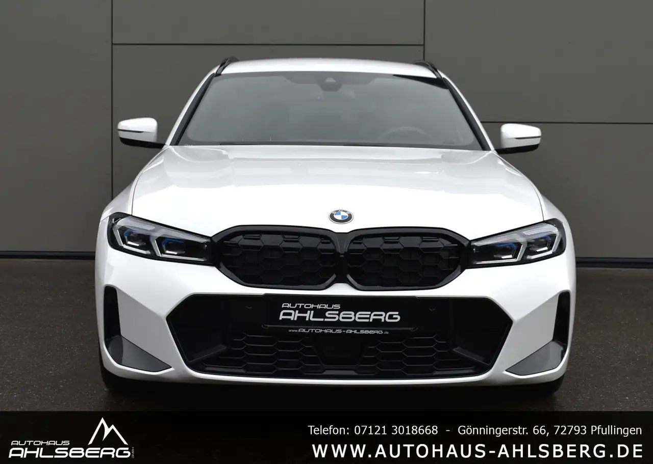 BMW 318 i M SPORT/SHADOW HUD/ACC/WIDES./MEMORY/LED/AHK — Vehicle gallery 2