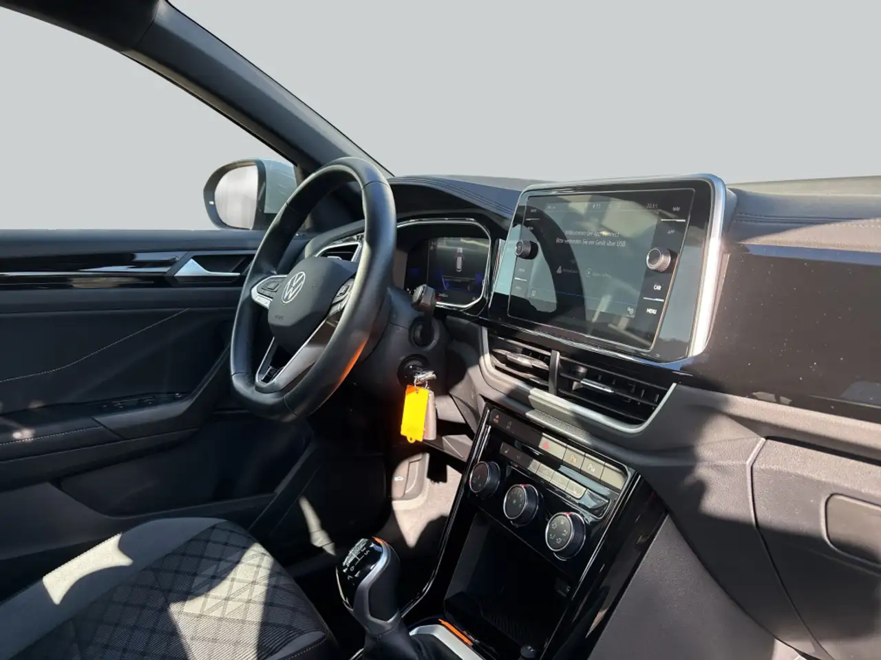 Volkswagen T-Roc 1.0 TSI R-Line LED-Plus — Galería del vehículo 18