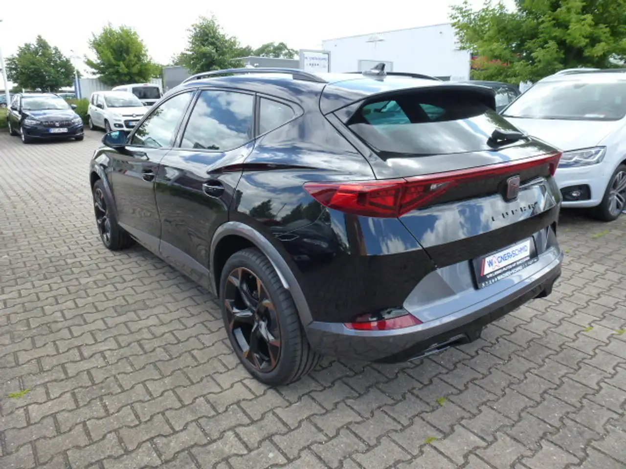 CUPRA Formentor 1.5 TSI + SHZ + NAVI + KAMERA — Galería del vehículo 6