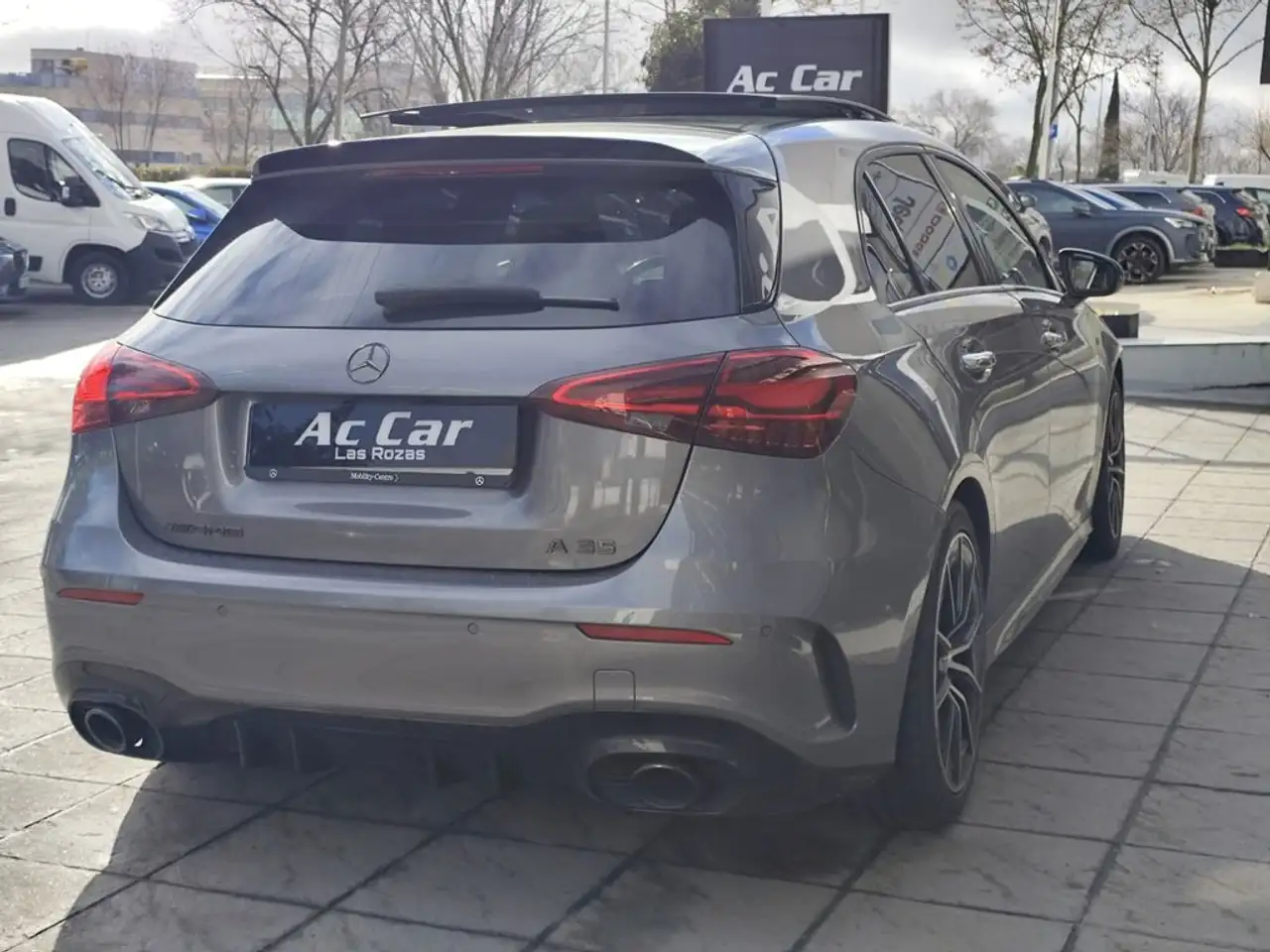 Mercedes-Benz A 35 AMG Mercedes-AMG 4MATIC — Galerie du véhicule 8