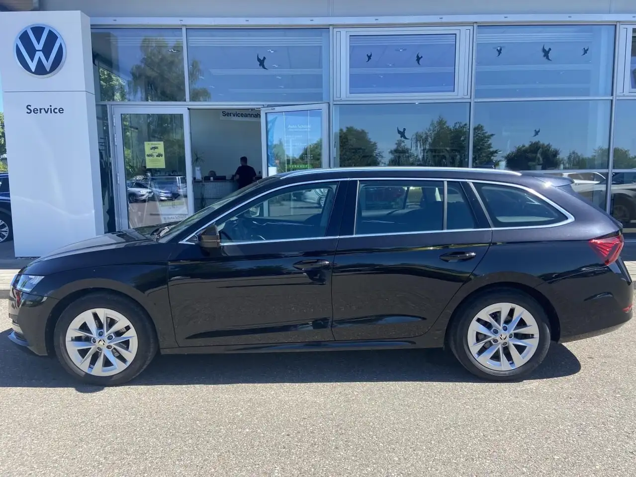 Skoda Octavia Combi 1.5 TSI e-TEC DSG Style HEAD-UP+AH — Vehicle gallery 2