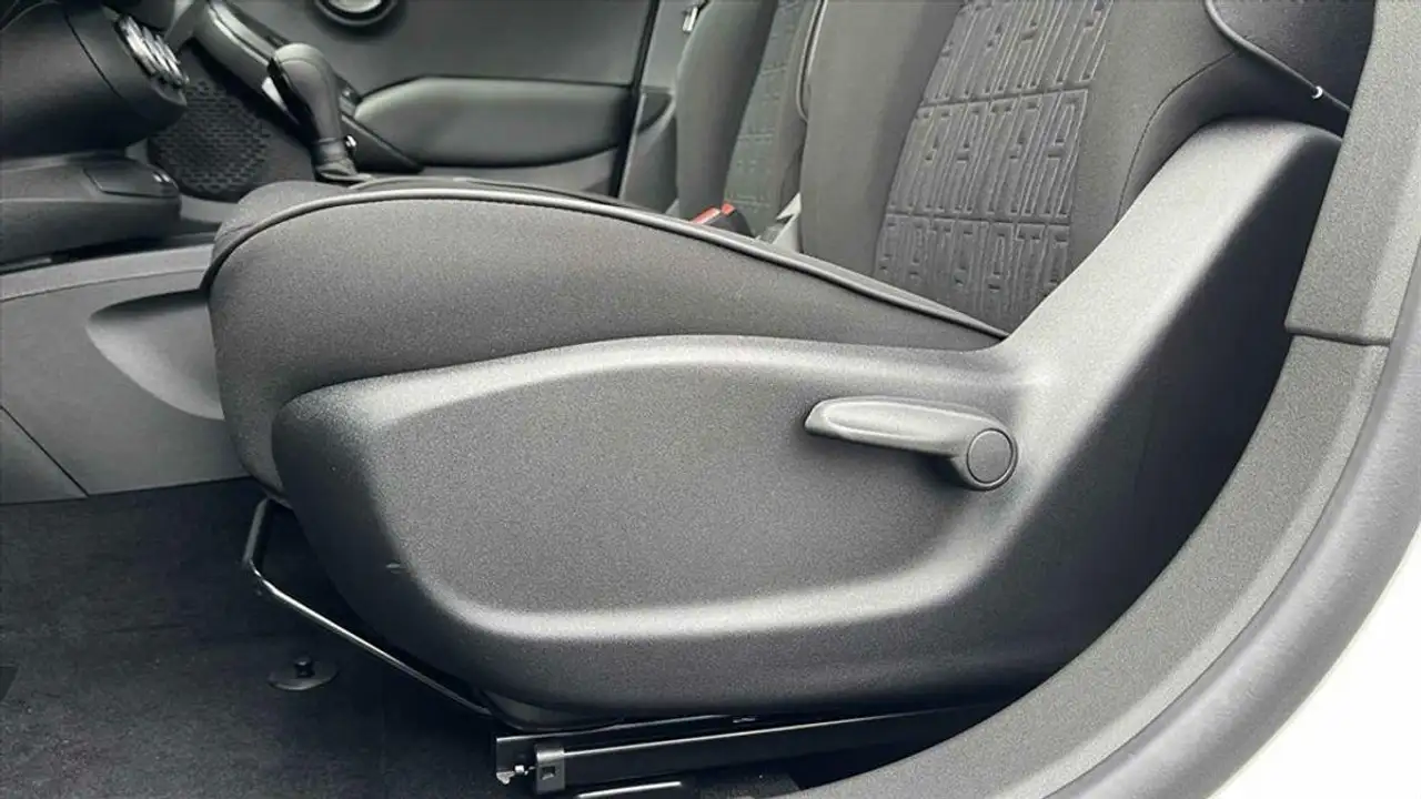 Fiat 500X 1,5 MHEV Dolcevita Basis Link — Galería del vehículo 27
