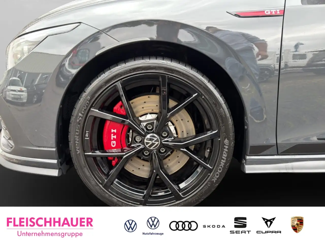 Volkswagen Golf GTI VIII Clubsport 2.0 TSI+LED+RFK+GRA+SHZ+PDC+ALU+Kli — Galerie du véhicule 17