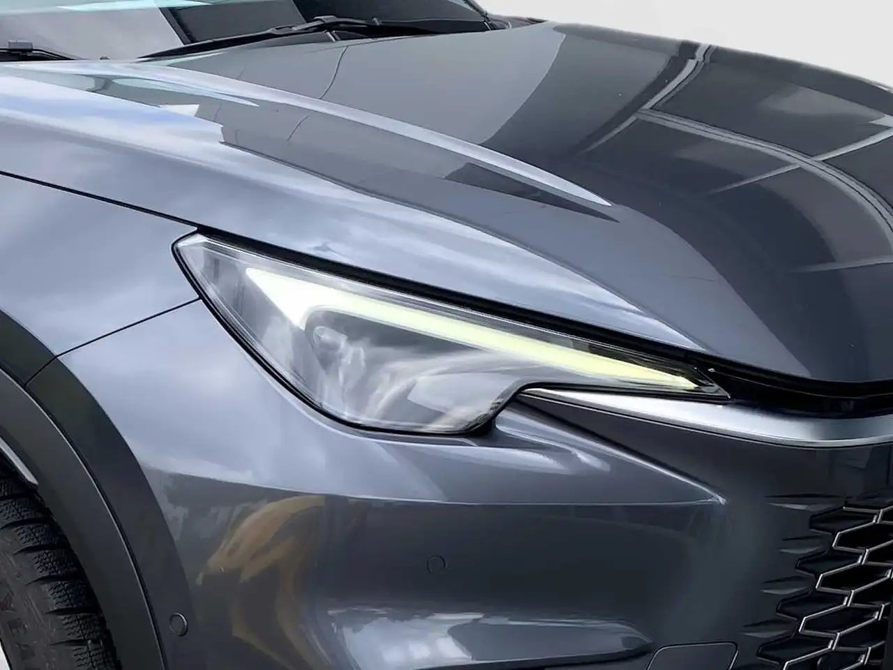 Lexus LBX 1.5 Hybrid 4X4 Cool LED LEDER KAMERA — Galería del vehículo 14