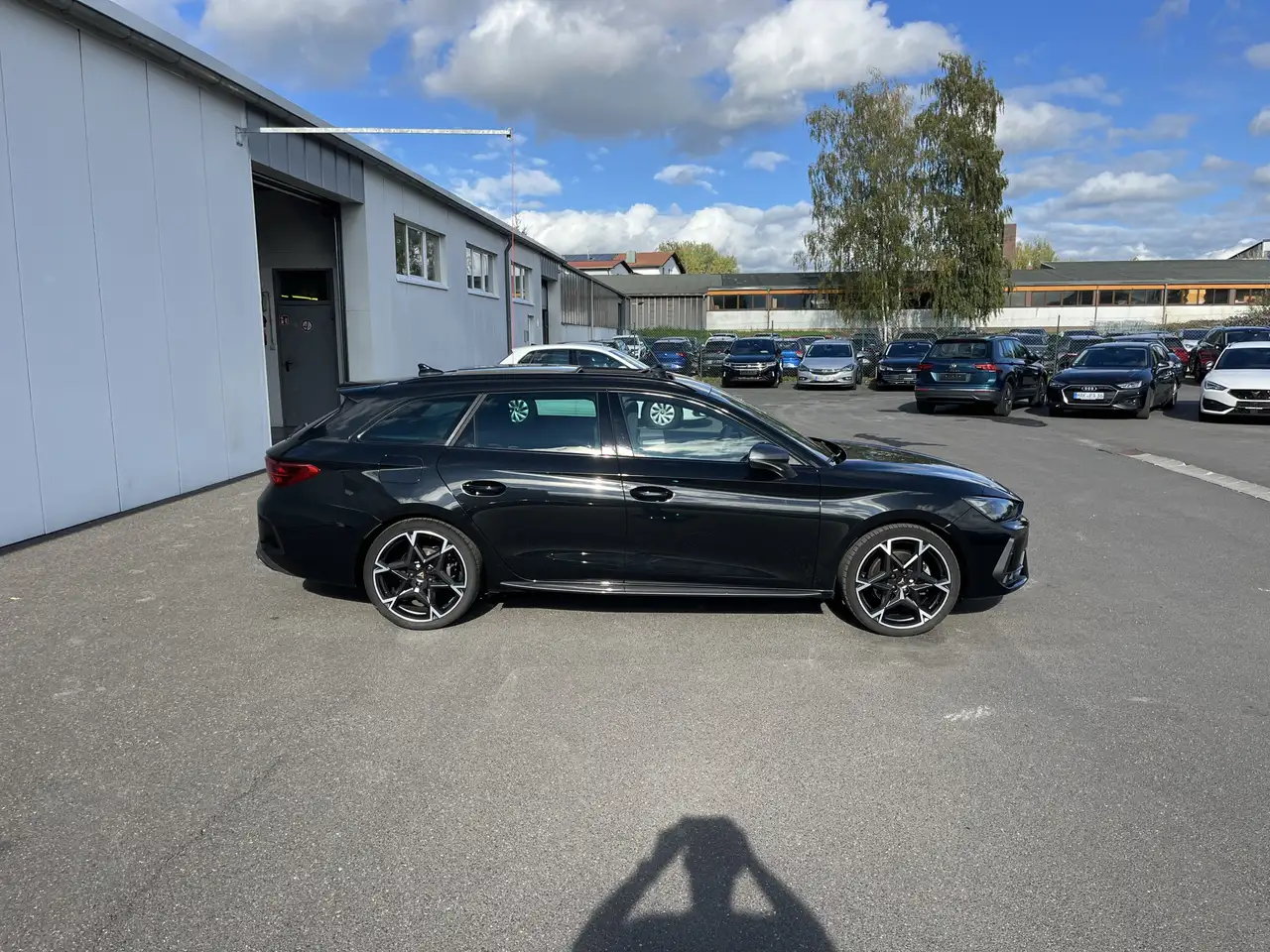 CUPRA Leon SP 1.5 TSI DSG 181€ m.20% Anz. PANO Navi ACC MAT — معرض صور السيارة 6