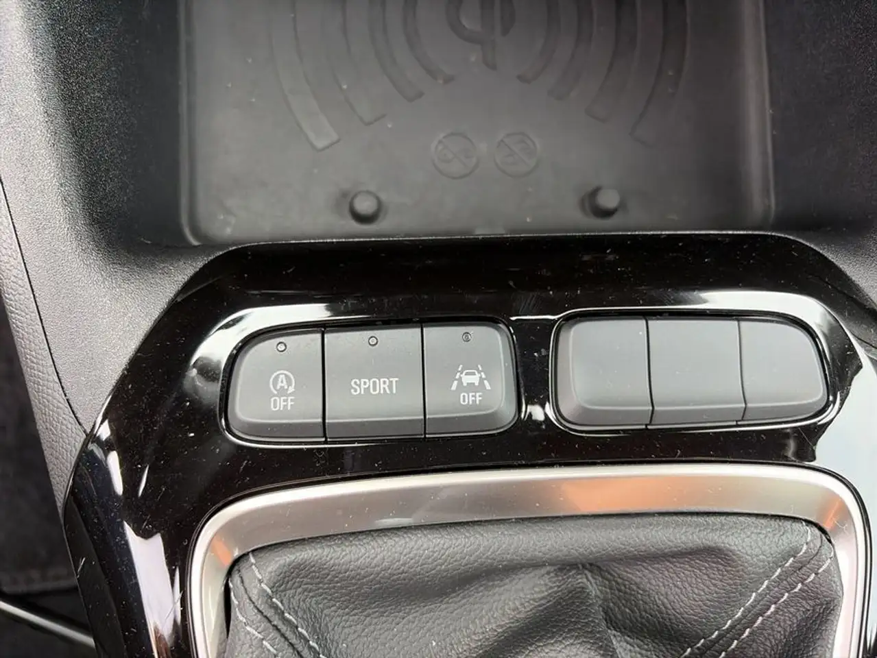 Opel Corsa 1.2 Direct Injection Turbo GS — Vehicle gallery 22
