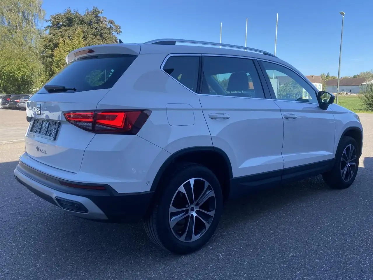 SEAT Ateca 1.5 TSI DSG STYLE VIRTUAL-COCKPIT+BEATS+NA — معرض صور السيارة 6