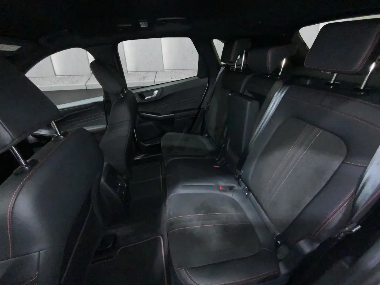 Ford Kuga ST-Line X Aut.*360GRAD*LED-MATRIX*NAVI*GRA*WINTER- — Galerie du véhicule 11