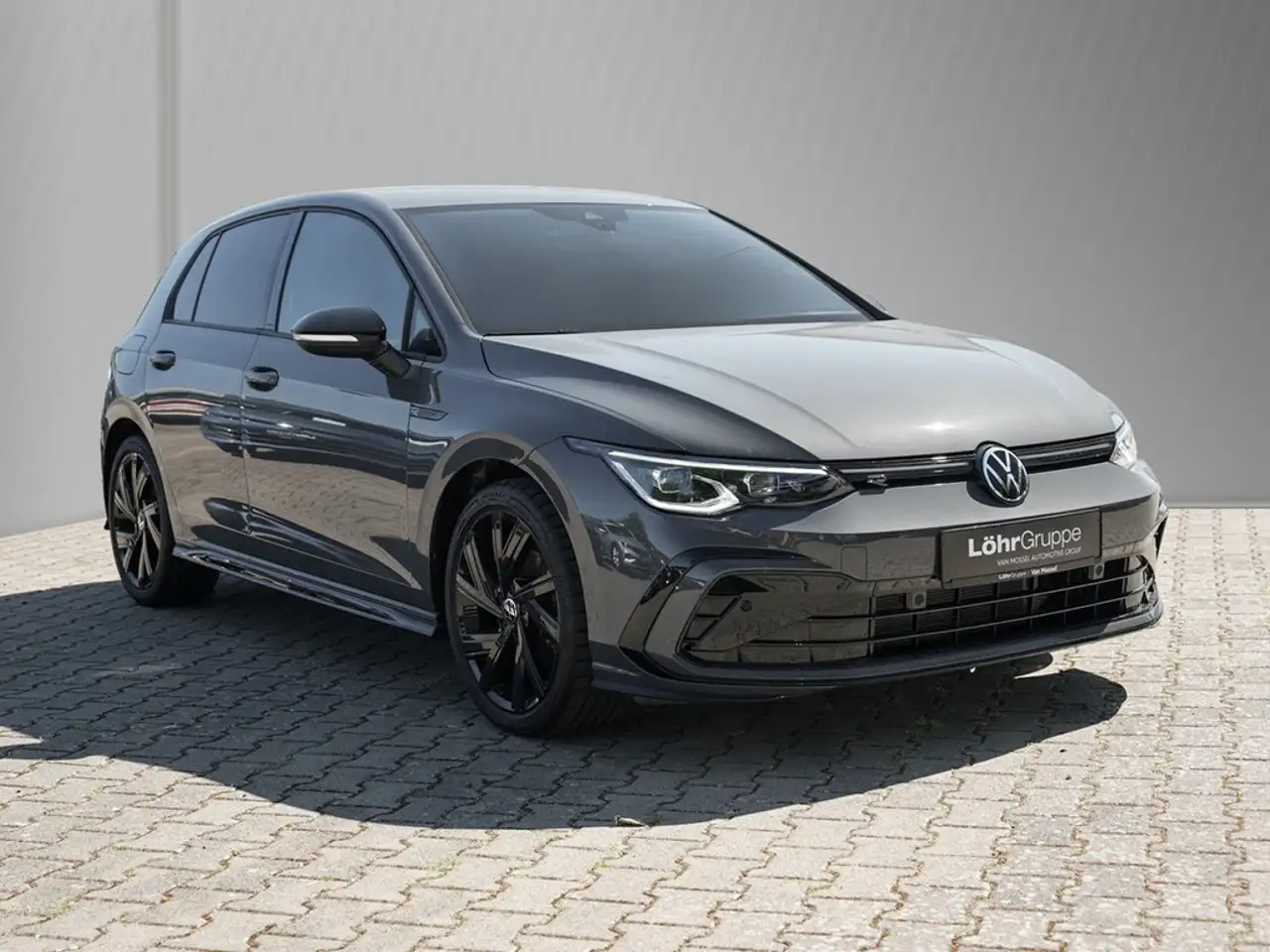 Volkswagen Golf 1.5 TSI R-Line Black-Style *IQ-Light*AHK*Harman... — معرض صور السيارة 3