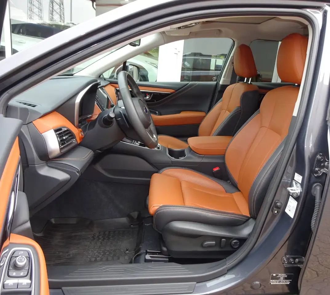 Subaru OUTBACK 2.5i Platinum *2.Hd.*AHK abn.* — Vehicle gallery 11