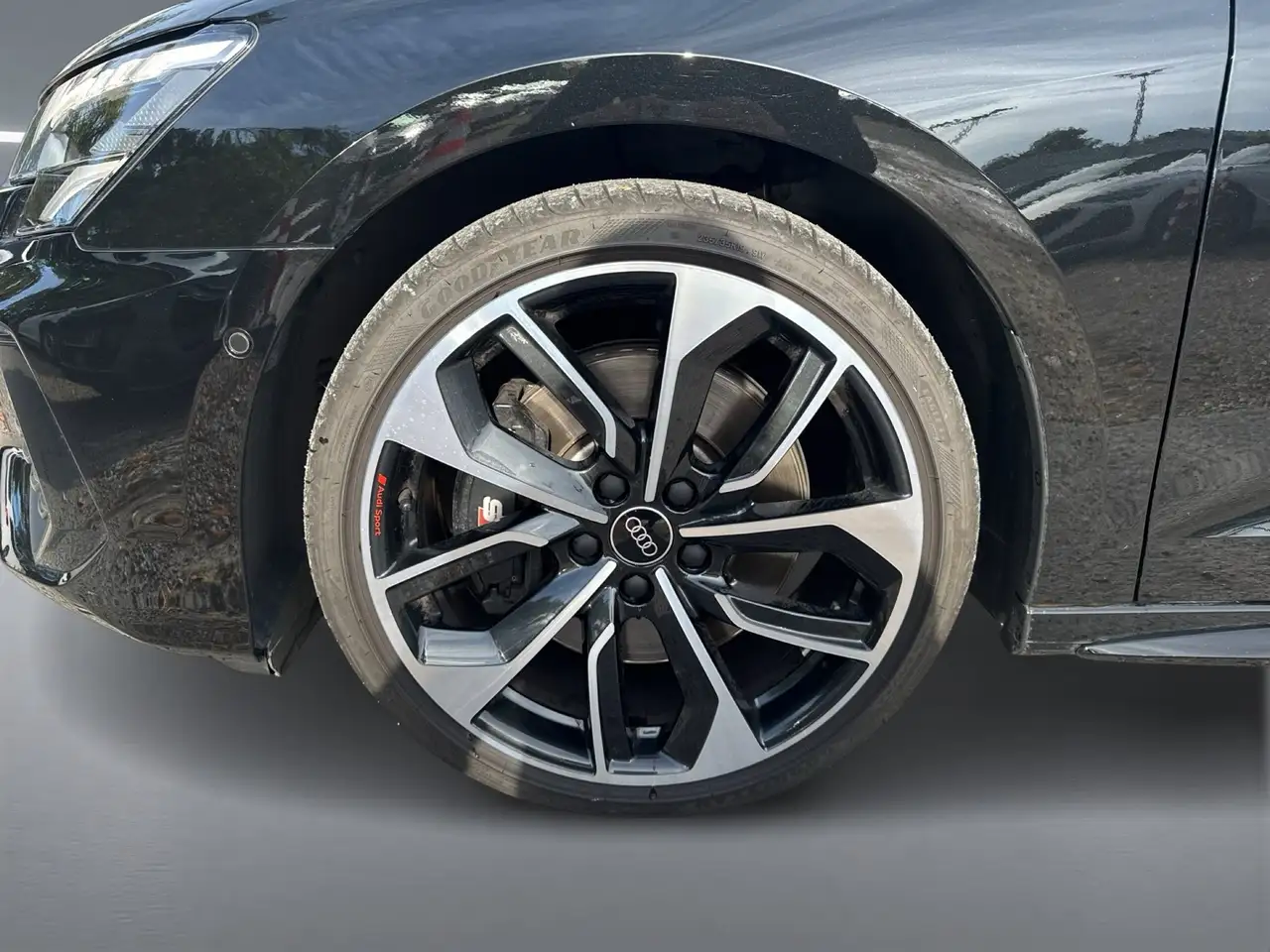 Audi S3 Limousine TFSI qu LED Pano NAVI+ PDC+ SHZ 19" — معرض صور السيارة 7